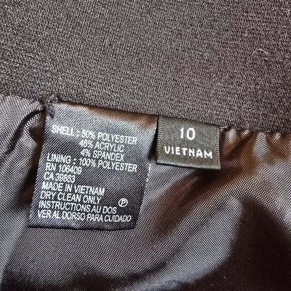 Tahari - Blazer in Burnt Orange, Matching Tank by Tribal, Unbranded Black Skirt - Picture 16 of 16